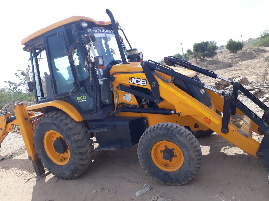 JCB 3dx Backhoe Loader Expert Review